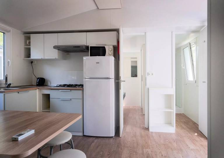 Campsite Bella Sardinia - Mobile home Comfort 3 bdr. 6 pers. Covered Decking A/C — photo 4