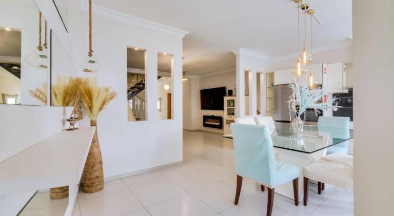 Villa com jacuzzi e piscina privada em Quarteira — photo 3