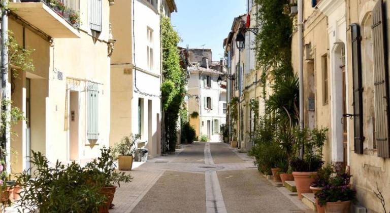 Fully equipped pleasant vacation home | Pets allowed in Arles