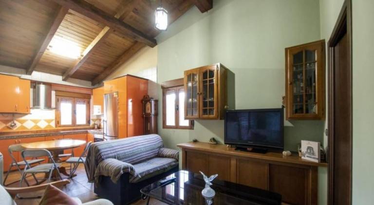 Chalet with private pool, terrace & garden | Dogs allowed — photo 2