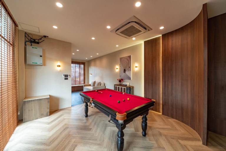 Villa with hot tub & pool in Ranong