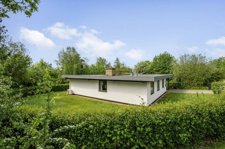 House with barbeque & terrace — photo 2