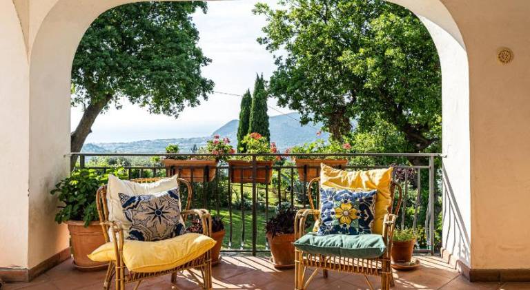 Wonderful villa with terrace, pool & grill | Good for workation | Pet-friendly — photo 4