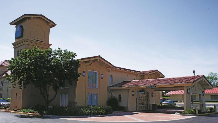La Quinta Inn by Wyndham Kansas City Lenexa in Lenexa, KS