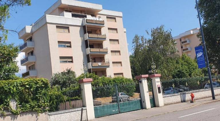 Apartment with 1 room for 4 persons in Gieres