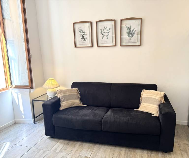 Apartment | Near Castle Hill — photo 3