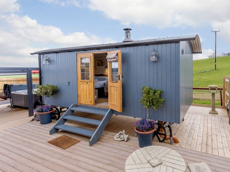 Cottage  Llanvetherine