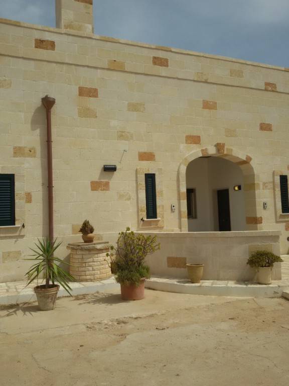 Villa with 2 rooms for 4 persons — photo 3