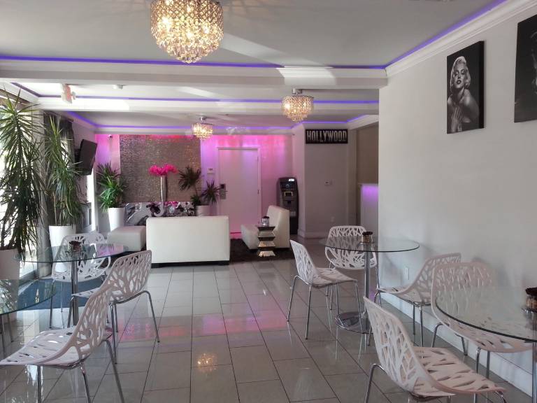 Hollywood VIP Hotel — photo 5