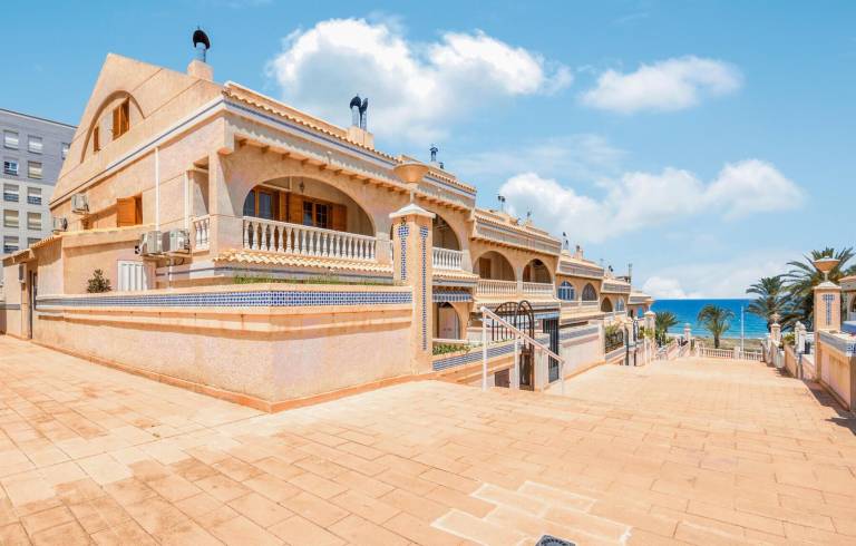 Casa Los Arenales del Sol