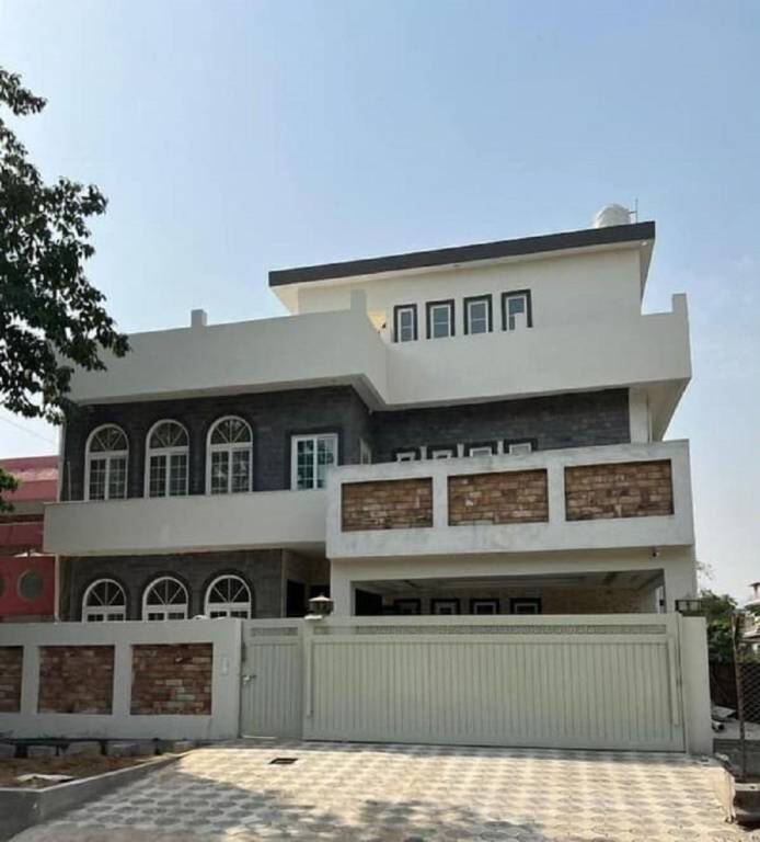 Royal Blue Inn Hotel