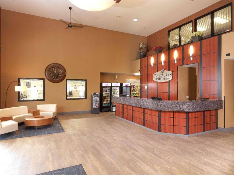 Crystal Inn Hotel & Suites – West Valley City — photo 2