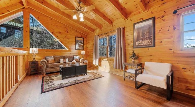 Vacation home with hot tub & pool | Dogs allowed — photo 2