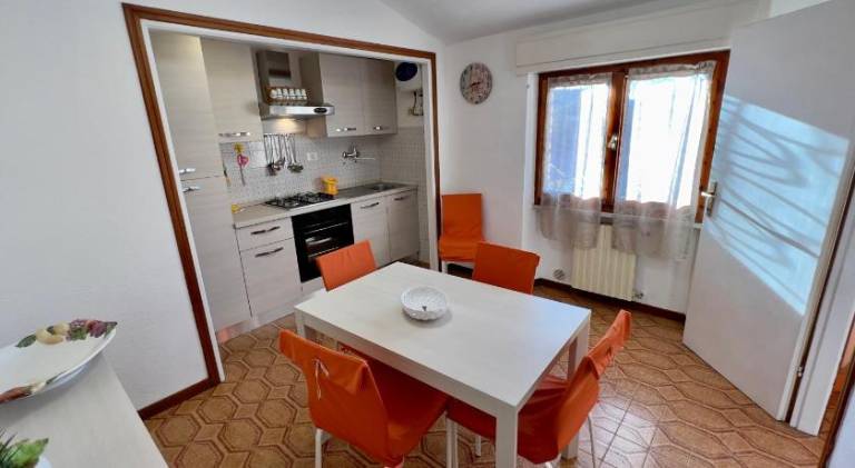 Apartment with 2 rooms for 6 persons — photo 5