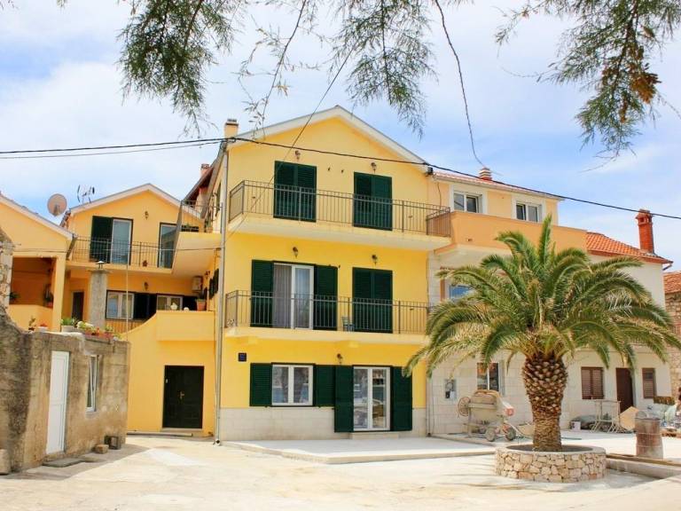 Apartma  Kali