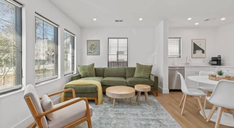 Wonderful vacation home with hot tub | Dogs allowed in Charleston, SC