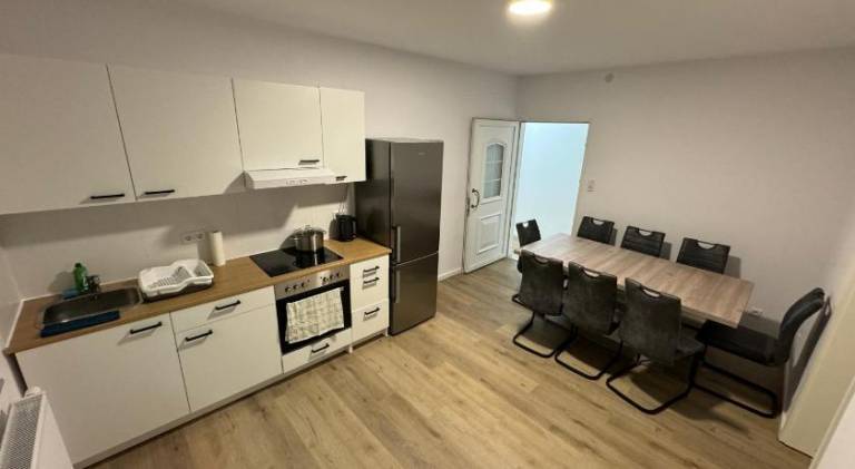 Rental apartment with 5 rooms for 10 persons — photo 4
