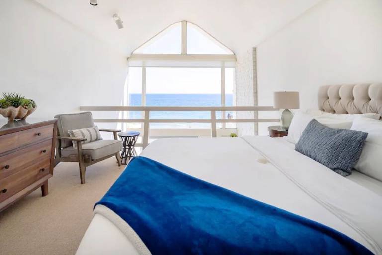 House Central Malibu