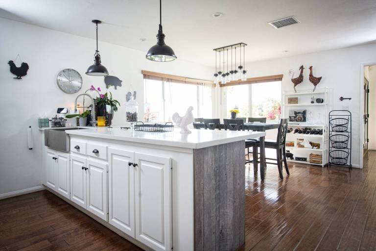 Family-friendly house with jacuzzi, fast internet & BBQ | Mountain view | Dogs allowed — photo 2