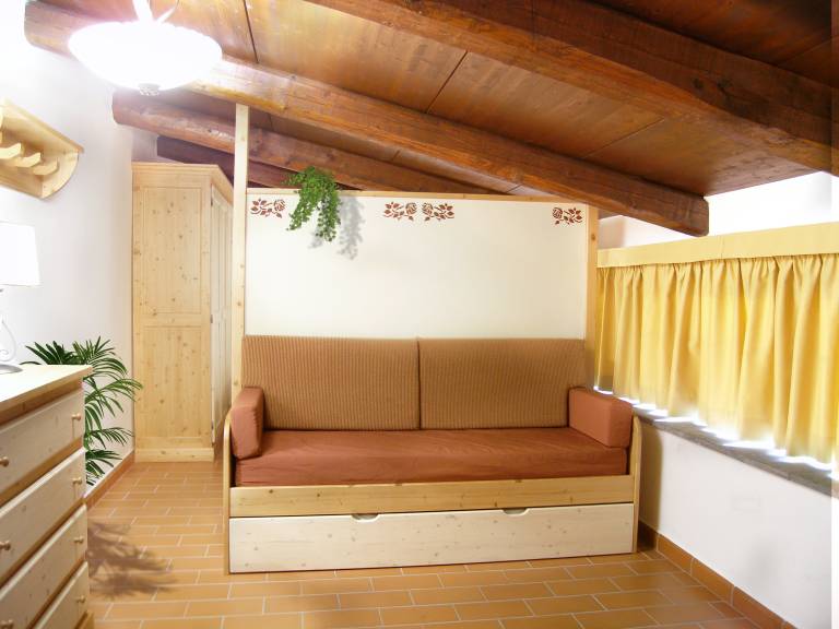 Holiday apartment with pool — photo 2