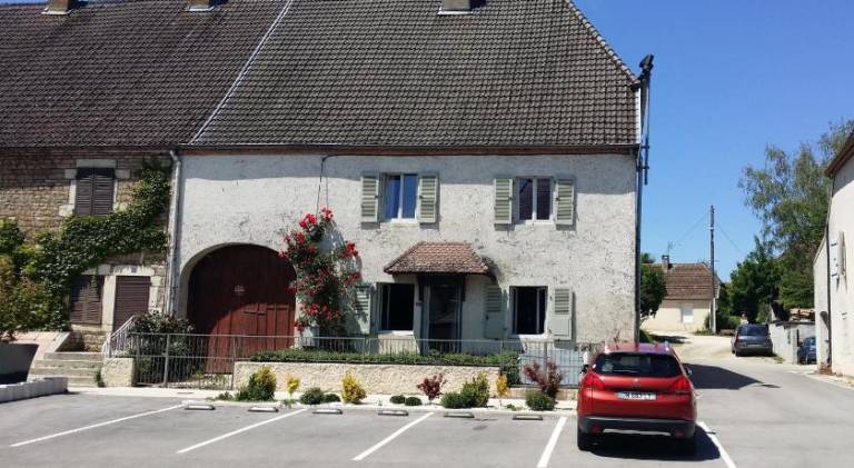 Charming house | Dogs allowed in Dole