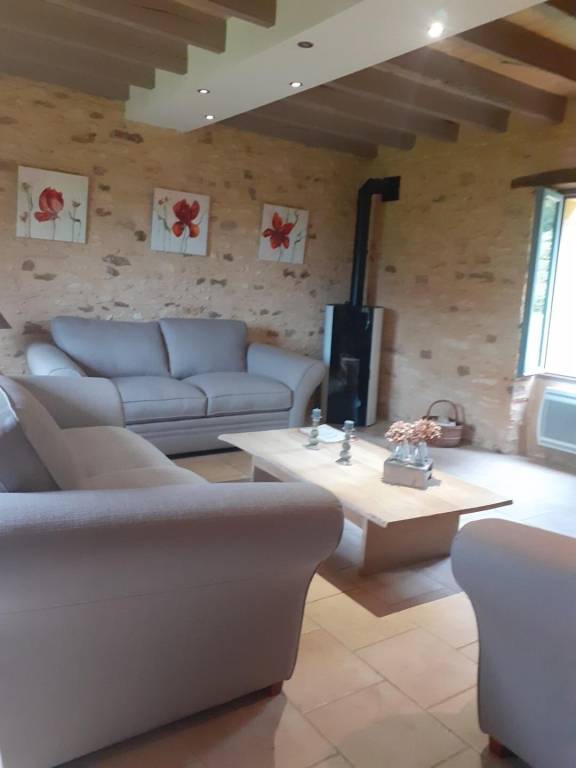 Vacation home with yard & barbecue | River view — photo 4