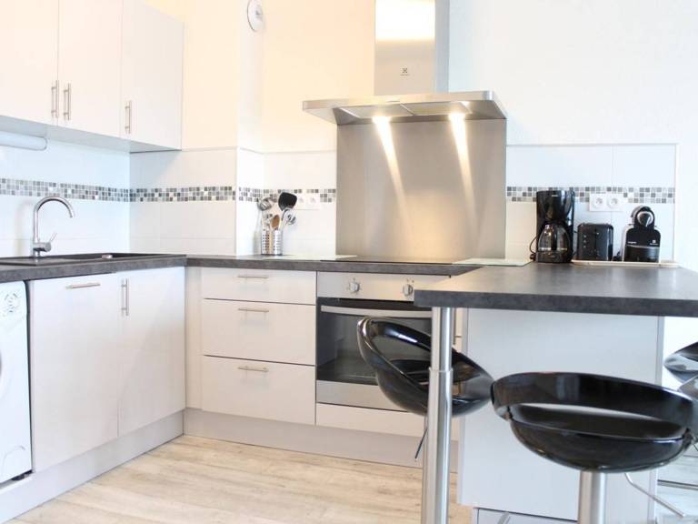 Lovely apartment with pool | Pet-friendly — photo 4