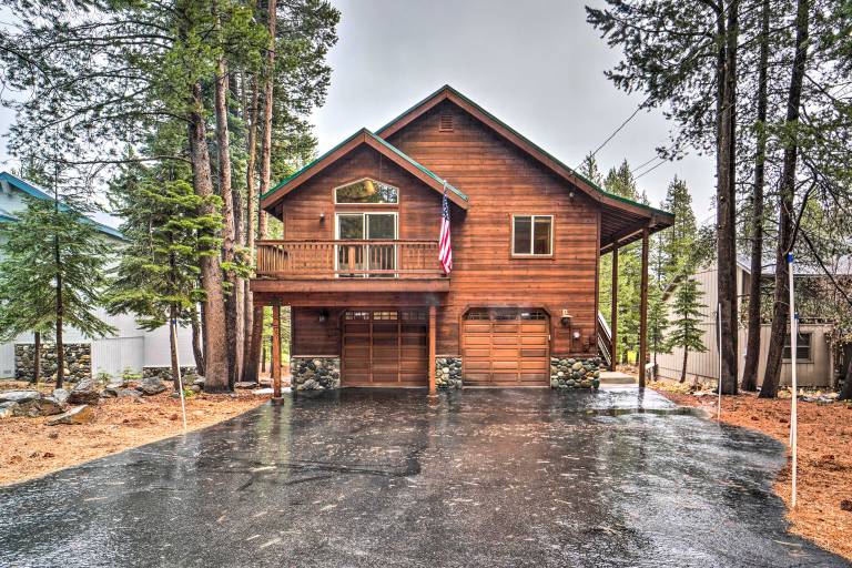 House Donner Lake