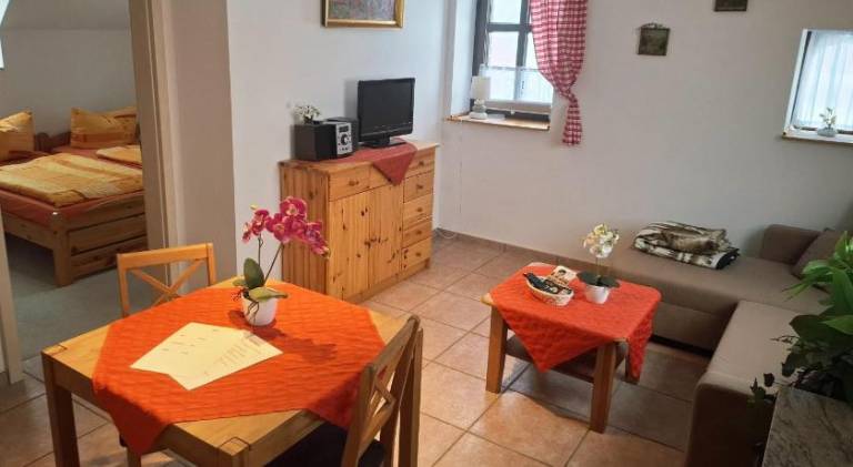 Wonderful holiday apartment with barbecue, terrace & yard | Pets are welcome — photo 3