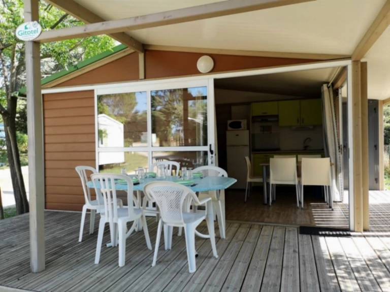 Lovely chalet with pool | Pet-friendly — photo 3