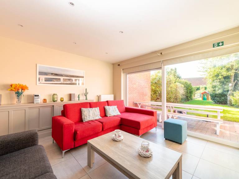 Vacation home with terrace & garden in Nieuwpoort