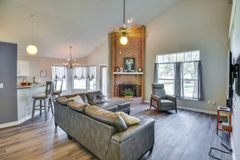 7 Mi to Beach Pet Friendly Home in Port Orange