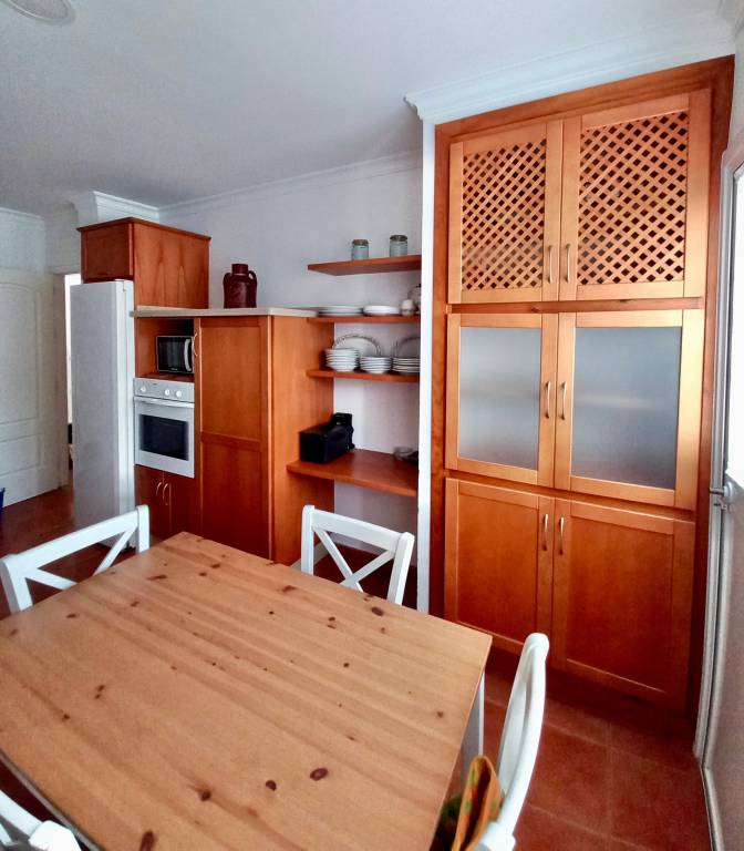 Apartment 'Ático Andalucía' with Private Terrace, Wi-Fi and Air Conditioning — photo 4