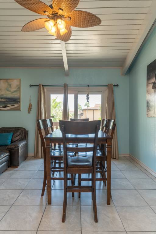 Fully equipped condo with heated pool & barbeque | Next to the beach | Pet-friendly — photo 5