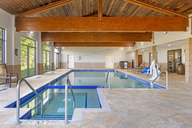 Best Western Plus Eau Claire Conference Center — photo 3