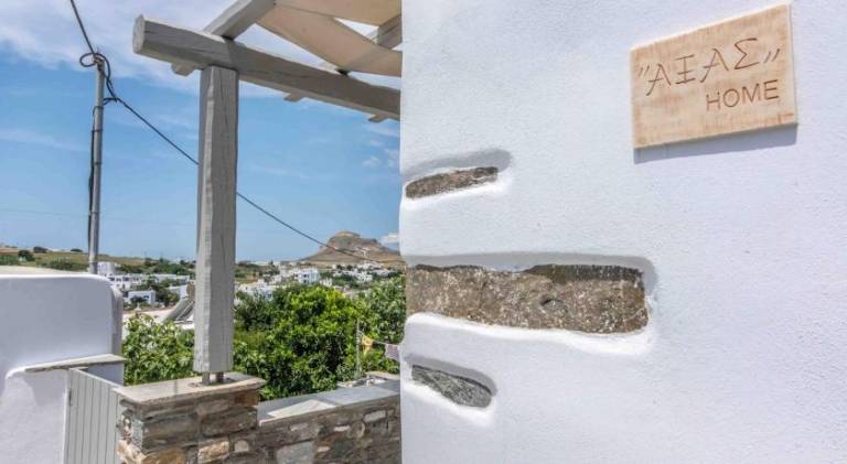 Fully equipped nice apartment with BBQ, hot tub & terrace | Pets allowed in Tinos