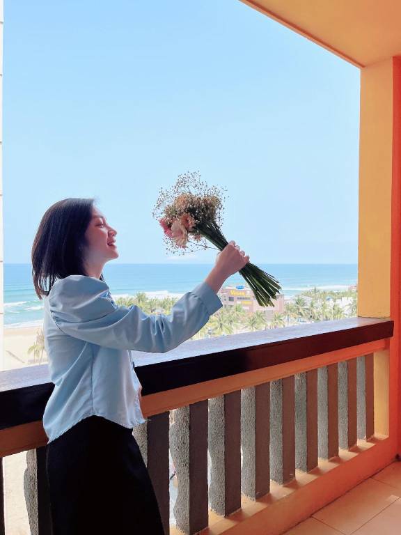 Zenta Beach View Hotel in Da Nang