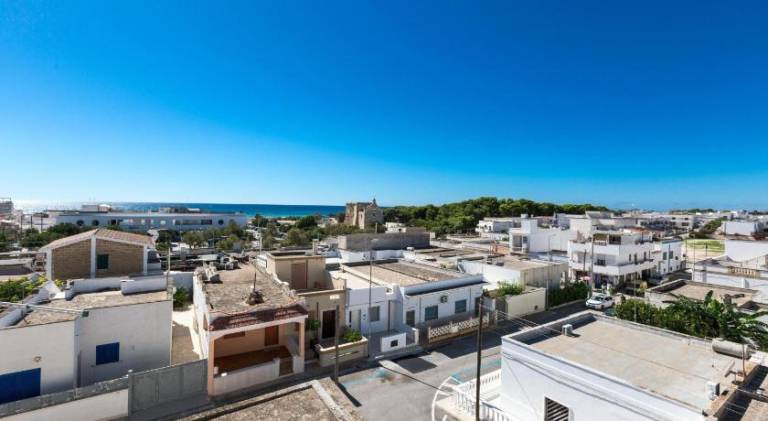 Holiday apartment with 2 rooms for 5 persons in Manduria