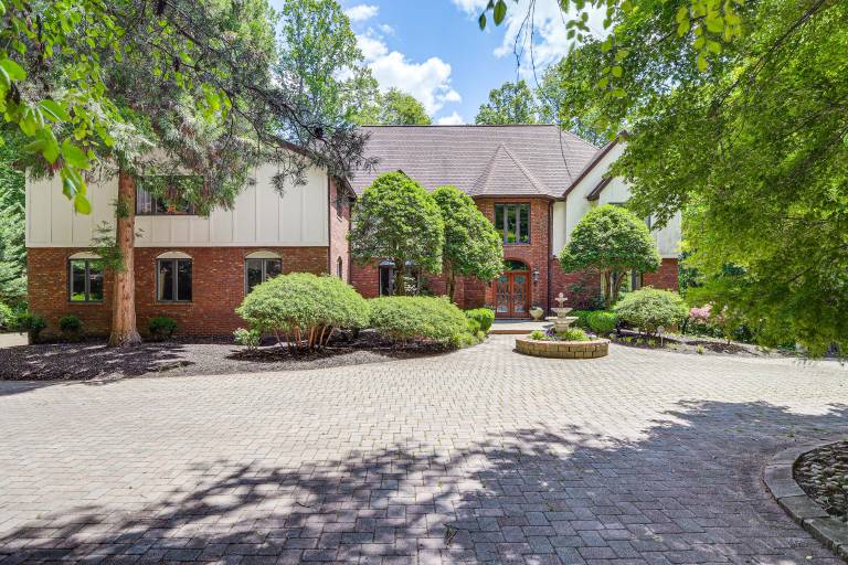 Apartment  Hampton