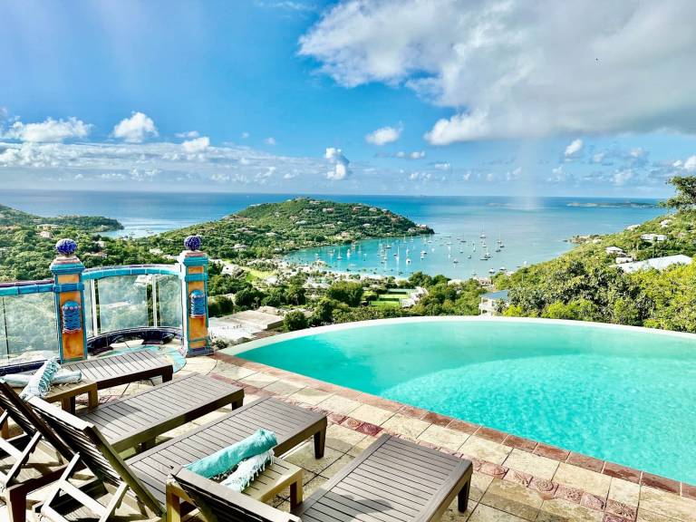 House Cruz Bay