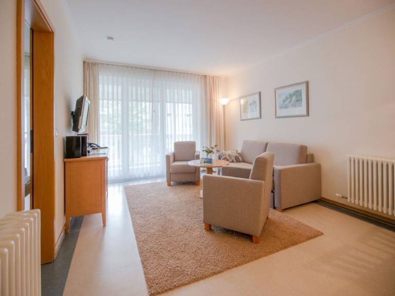 Komfort Ferienwohnung mit 2 Schlafzimmern und Balkon im Obergeschoss in Binz