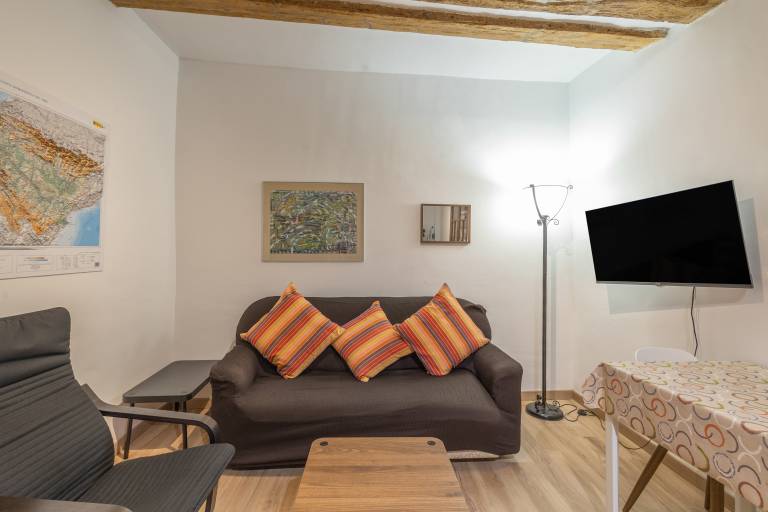 House | Suitable for remote work | Pets are welcome — photo 2