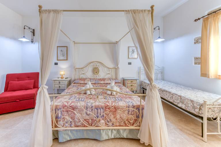Room 'Torretta' with Private Terrace, Wi-Fi and Air Conditioning — photo 4