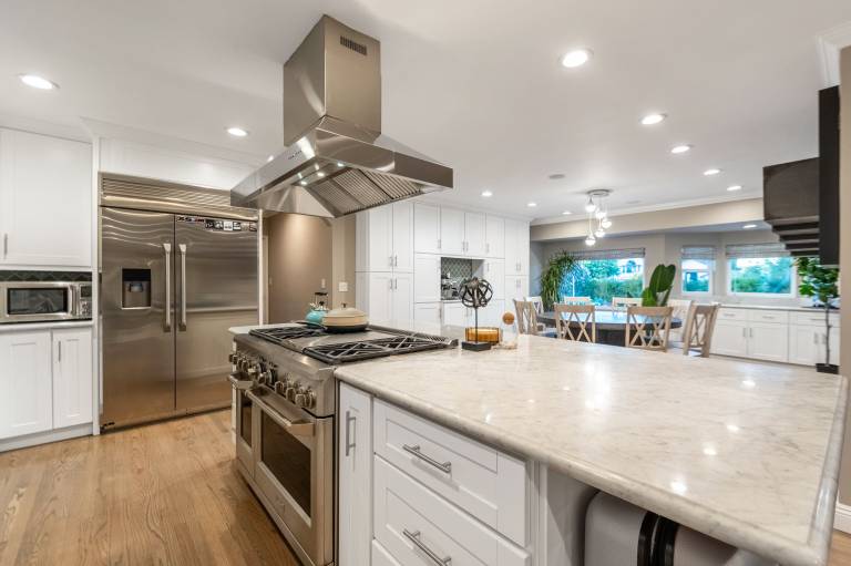 House  Granada Hills