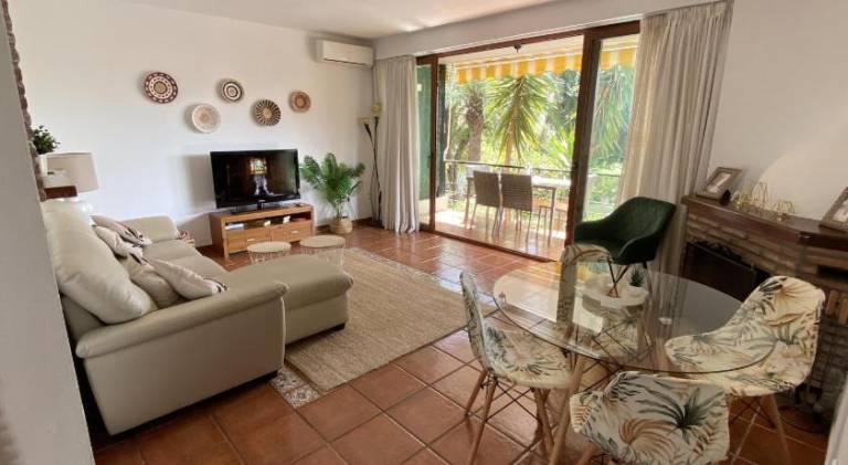 Fully equipped rental apartment with pool, garden & terrace | Suitable for remote work | Pet-friendly — photo 2