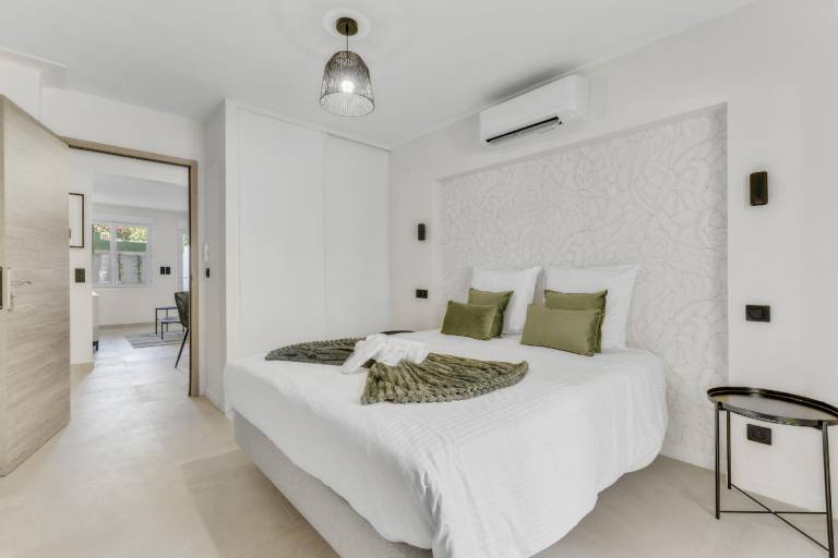 Beautiful apartment with patio & yard | Next to the beach | Good for workation | Pets are welcome — photo 4