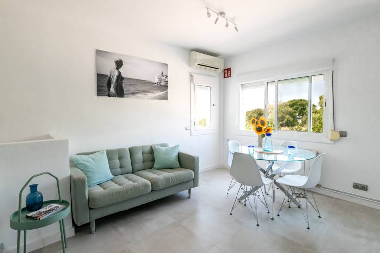 Rental apartment with pool & terrace — photo 2