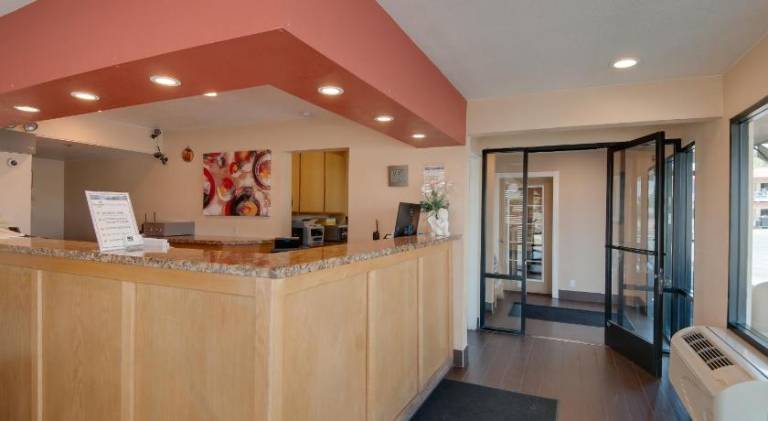Vagabond Inn Bakersfield South — photo 5