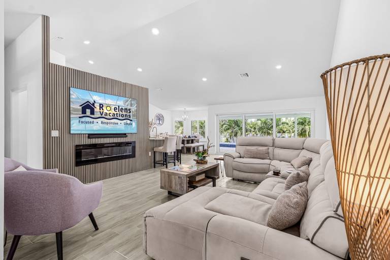 Child-friendly house with jacuzzi, private pool & barbecue | Perfect for remote work | Pets are welcome — photo 4