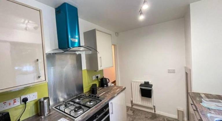Rental apartment with 3 rooms for 5 persons — photo 4